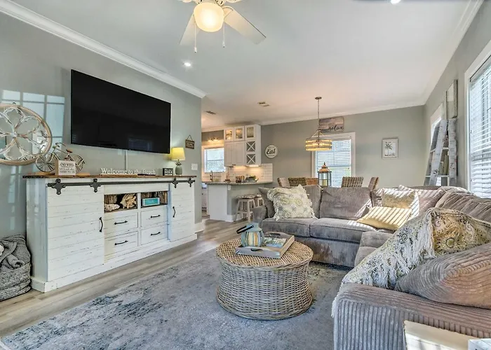On-site Bar: Sunny Perdido Key Cottage! Holiday home *