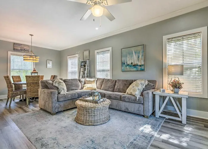Holiday home On-site Bar: Sunny Perdido Key Cottage! *