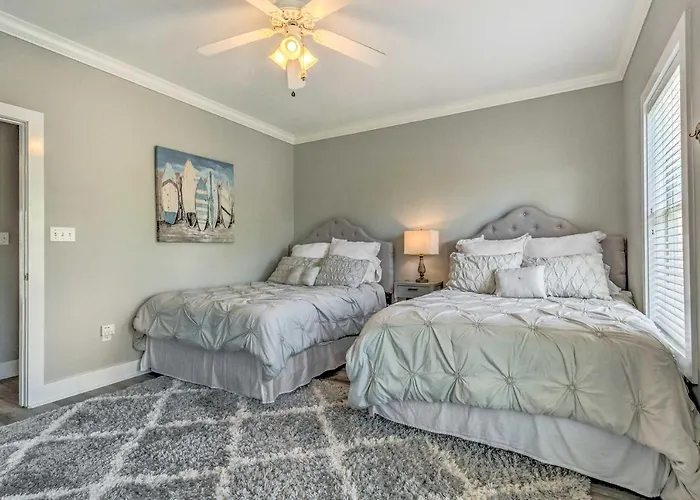 On-site Bar: Sunny Perdido Key Cottage! Holiday home *
