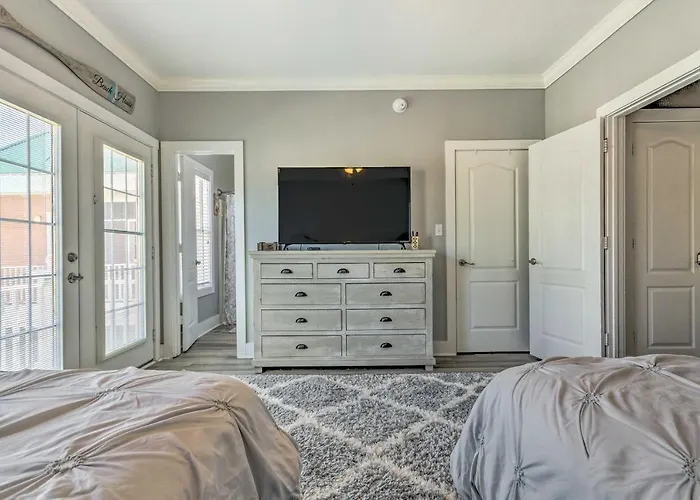 Holiday home On-site Bar: Sunny Perdido Key Cottage! *