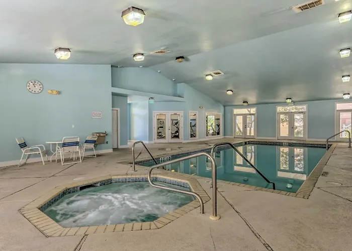 Holiday home On-site Bar: Sunny Perdido Key Cottage! *